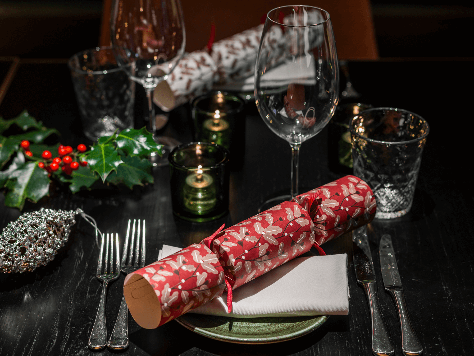 Close up of Christmas crackers on table at 11 Cadogan Gardens