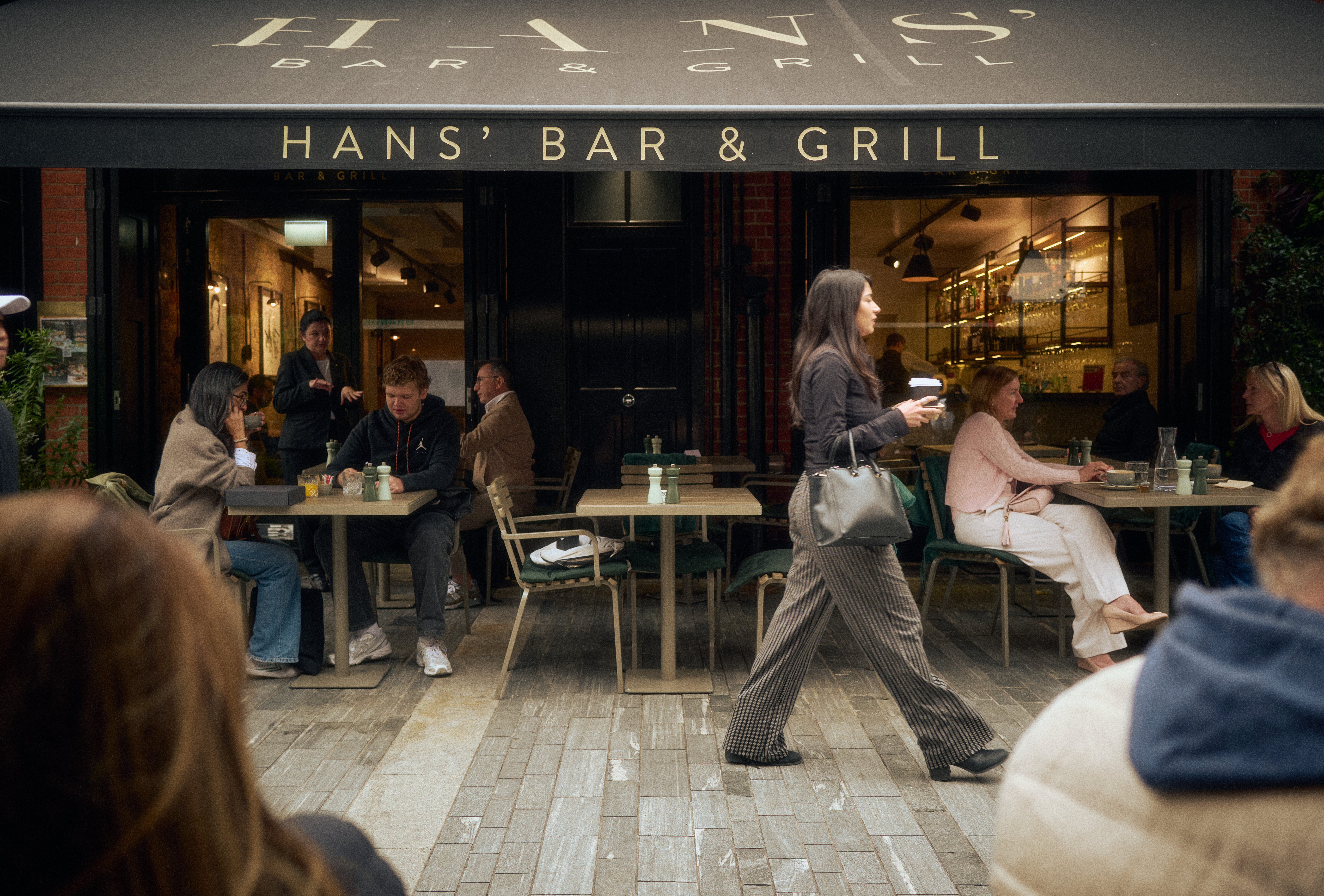 Hans Bar and Grill Facade